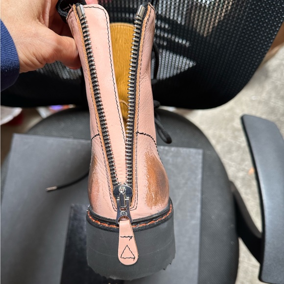 NIB R13 Single Stack Boot, 39 - Picture 8 of 16